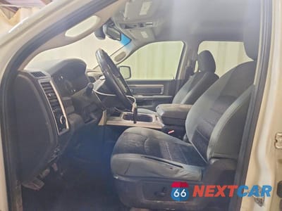 Zdjęcie 7 z 12 samochodu: 2019 RAM 1500 CLASSIC SLT VIN:1C6RR6LT2KS627058 - miniatura