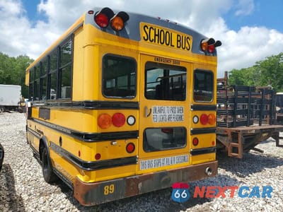 Trzecie zdjęcie samochodu z tyłu: 2012 CHEVROLET EXPRESS G4 - SCHOOL BUS VIN:1GB6G5BLXC1186322 - miniatura