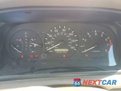 Zdjęcie 9 z 12 samochodu: 2001 TOYOTA CAMRY LE VIN:4T1BG22K11U112679 - miniatura