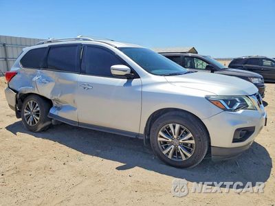 Czwarte zdjęcie samochodu z boku: 2017 NISSAN PATHFINDER S VIN:5N1DR2MN1HC909699 - miniatura