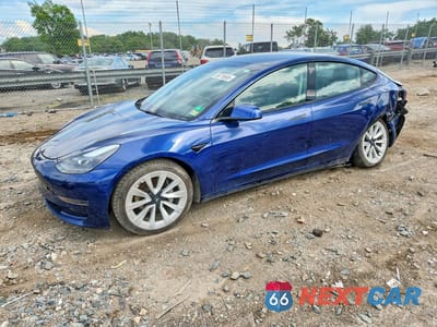 2022 TESLA 3 5YJ3E1EA7NF185940 - główne zdjęcie licytacji z USA - miniatura