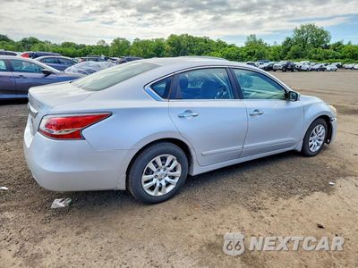 Trzecie zdjęcie samochodu z tyłu: 2015 NISSAN ALTIMA 2.5 S VIN:1N4AL3AP9FN380966 - miniatura