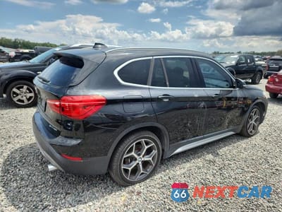 Trzecie zdjęcie samochodu z tyłu: 2018 BMW X1 SDRIVE28I VIN:WBXHU7C30J3H43138 - miniatura