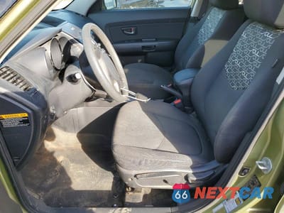 Zdjęcie 7 z 12 samochodu: 2011 KIA SOUL + VIN:KNDJT2A21B7219342 - miniatura