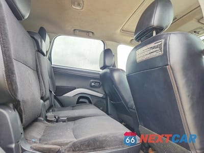 Zdjęcie 11 z 13 samochodu: 2012 MITSUBISHI OUTLANDER SE VIN:JA4AS3AW3CU002061 - miniatura