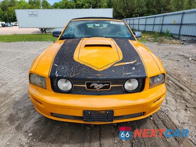 Piąte zdjęcie samochodu w środku: 2008 FORD MUSTANG GT VIN:1ZVHT85H285203085 - miniatura