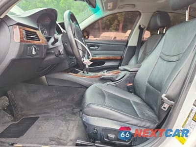 Zdjęcie 7 z 12 samochodu: 2011 BMW 328 XI SULEV VIN:WBAPK5C51BA994827 - miniatura