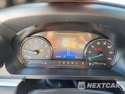 Zdjęcie 9 z 13 samochodu: 2021 FORD EXPLORER XLT VIN:1FMSK7DH9MGB59250 - miniatura