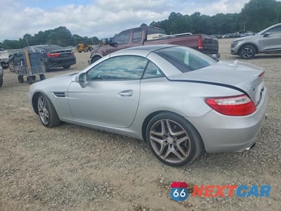 Drugie zdjęcie samochodu z przodu: 2013 MERCEDES-BENZ SLK 250 VIN:WDDPK4HA7DF069175 - miniatura