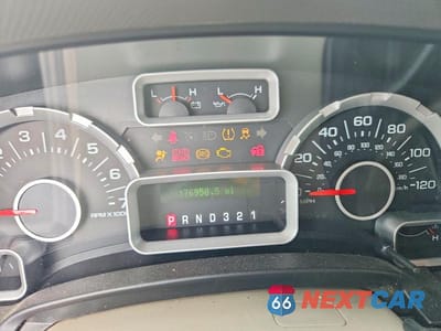 Zdjęcie 9 z 13 samochodu: 2010 FORD EXPEDITION XLT VIN:1FMJU1G54AEB56896 - miniatura