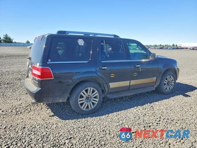 Trzecie zdjęcie samochodu z tyłu: 2008 LINCOLN NAVIGATOR VIN:5LMFU28538LJ16998 - miniatura