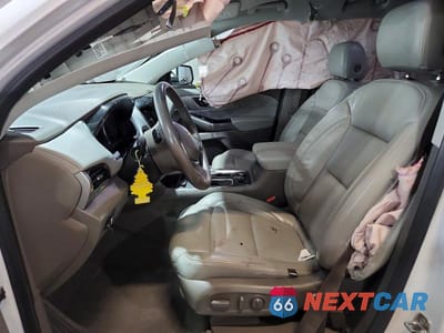 Zdjęcie 7 z 13 samochodu: 2019 CHEVROLET TRAVERSE LT VIN:1GNERGKW4KJ254367 - miniatura