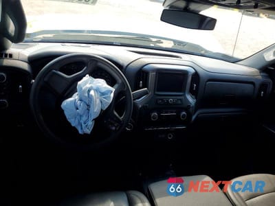 Zdjęcie 8 z 12 samochodu: 2022 CHEVROLET SILVERADO K1500 VIN:2GCUDAED8N1513094 - miniatura