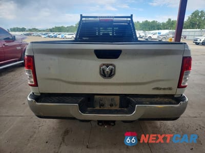 Zdjęcie 6 z 12 samochodu: 2022 RAM 2500 TRADESMAN VIN:3C6UR5HJ3NG438281 - miniatura