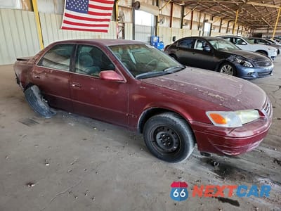 Czwarte zdjęcie samochodu z boku: 1999 TOYOTA CAMRY LE VIN:JT2BG22K6X0354350 - miniatura