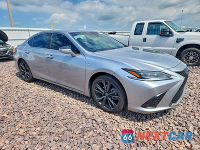 Czwarte zdjęcie samochodu z boku: 2022 LEXUS ES 350 F SPORT VIN:58AJZ1B19NU111978 - miniatura