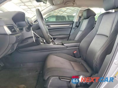 Zdjęcie 7 z 12 samochodu: 2018 HONDA ACCORD LX VIN:1HGCV1F13JA138746 - miniatura