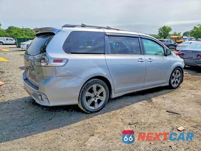 Trzecie zdjęcie samochodu z tyłu: 2014 TOYOTA SIENNA VIN:5TDXK3DC8ES436078 - miniatura