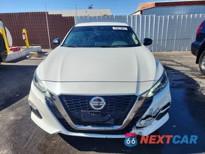 Piąte zdjęcie samochodu w środku: 2021 NISSAN ALTIMA SR VIN:1N4BL4CV7MN413384 - miniatura