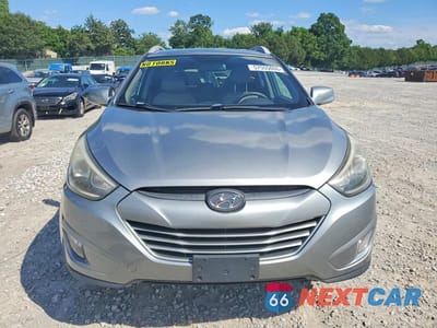 Piąte zdjęcie samochodu w środku: 2015 HYUNDAI TUCSON SE VIN:KM8JU3AG9FU108507 - miniatura