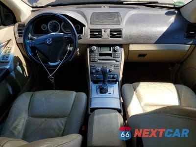 Zdjęcie 8 z 13 samochodu: 2013 VOLVO XC90 3.2 VIN:YV4952CZ6D1645862 - miniatura
