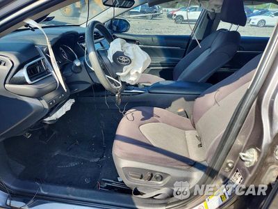 Zdjęcie 7 z 12 samochodu: 2018 TOYOTA CAMRY LE VIN:4T1B11HK3JU018287 - miniatura