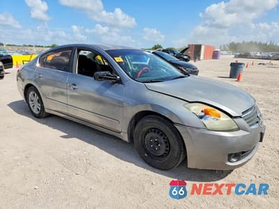 Czwarte zdjęcie samochodu z boku: 2009 NISSAN ALTIMA 2.5 VIN:1N4AL21E49N481412 - miniatura