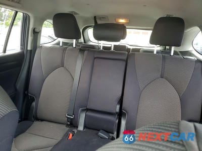 Zdjęcie 10 z 14 samochodu: 2020 TOYOTA HIGHLANDER L VIN:5TDCZRAH1LS005172 - miniatura