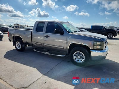 Czwarte zdjęcie samochodu z boku: 2012 CHEVROLET SILVERADO C1500 LS VIN:1GCRCREA0CZ174154 - miniatura