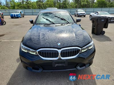 Piąte zdjęcie samochodu w środku: 2021 BMW 330XI VIN:3MW5R7J01M8B65650 - miniatura