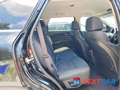 Zdjęcie 11 z 13 samochodu: 2017 KIA SORENTO LX VIN:5XYPG4A33HG193745 - miniatura