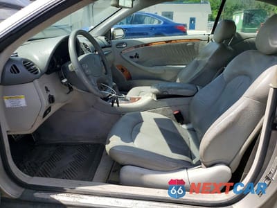 Zdjęcie 7 z 12 samochodu: 2005 MERCEDES-BENZ CLK 320C VIN:WDBTJ65J95F128626 - miniatura