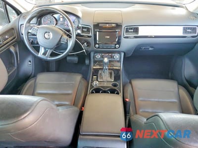 Zdjęcie 8 z 12 samochodu: 2013 VOLKSWAGEN TOUAREG V6 VIN:WVGEF9BP4DD008275 - miniatura
