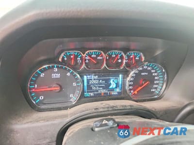 Zdjęcie 9 z 13 samochodu: 2020 CHEVROLET SUBURBAN C1500 LT VIN:1GNSCHKC6LR301644 - miniatura