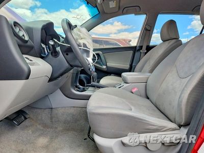 Zdjęcie 7 z 13 samochodu: 2010 TOYOTA RAV4 BASE VIN:JTMBK4DV5AD011750 - miniatura