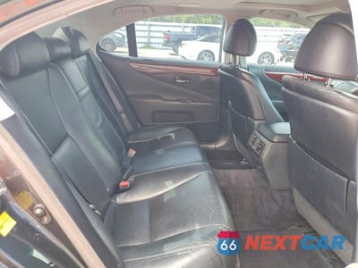 Zdjęcie 10 z 12 samochodu: 2009 LEXUS LS 460 VIN:JTHBL46FX95086497 - miniatura