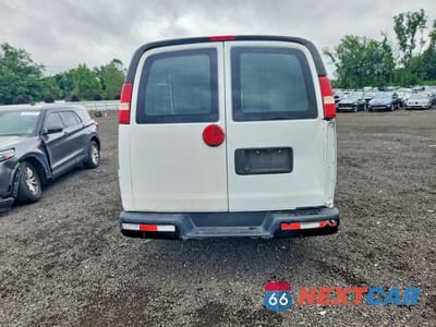 Zdjęcie 6 z 13 samochodu: 2013 CHEVROLET EXPRESS G1500 VIN:1GCSGAFXXD1162555 - miniatura