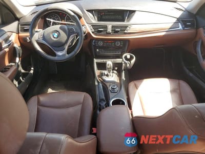 Zdjęcie 8 z 13 samochodu: 2015 BMW X1 XDRIVE28I VIN:WBAVL1C59FVY30740 - miniatura