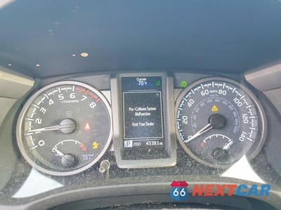 Zdjęcie 9 z 12 samochodu: 2023 TOYOTA TACOMA TRD OFF-ROAD VIN:3TMCZ5AN7PM633564 - miniatura