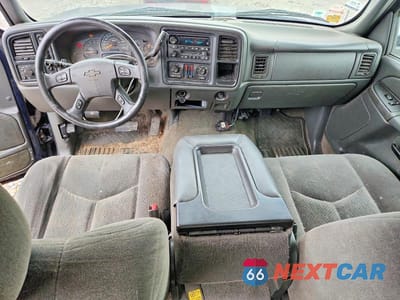 Zdjęcie 8 z 12 samochodu: 2005 CHEVROLET SILVERADO K1500 VIN:2GCEK13T451117264 - miniatura