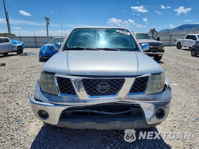 Piąte zdjęcie samochodu w środku: 2005 NISSAN FRONTIER SE VIN:1N6AD06U05C447272 - miniatura