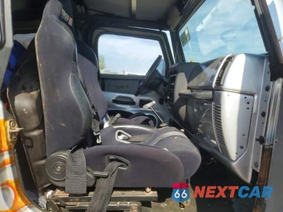 Zdjęcie 10 z 12 samochodu: 1997 JEEP WRANGLER / TJ SPORT VIN:1J4FY19S6VP425115 - miniatura
