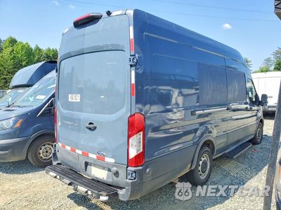 Trzecie zdjęcie samochodu z tyłu: 2020 FORD TRANSIT T-250 VIN:1FTBR3X86LKB27579 - miniatura