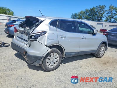 Trzecie zdjęcie samochodu z tyłu: 2020 NISSAN ROGUE SPORT S VIN:JN1BJ1CVXLW252930 - miniatura