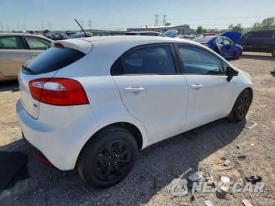 Trzecie zdjęcie samochodu z tyłu: 2013 KIA RIO LX VIN:KNADM5A31D6255557 - miniatura