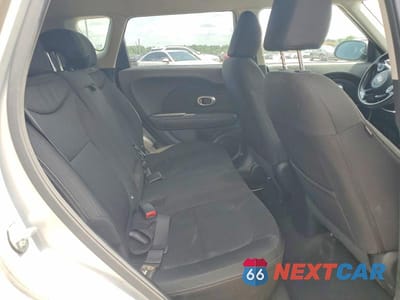Zdjęcie 10 z 12 samochodu: 2014 KIA SOUL BASE VIN:KNDJN2A28E7701319 - miniatura