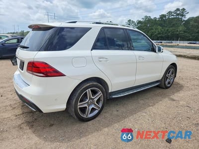 Trzecie zdjęcie samochodu z tyłu: 2017 MERCEDES-BENZ GLE 350 VIN:4JGDA5JB3HA905894 - miniatura