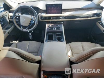 Zdjęcie 8 z 13 samochodu: 2023 LINCOLN AVIATOR RESERVE VIN:5LM5J7XC4PGL30357 - miniatura
