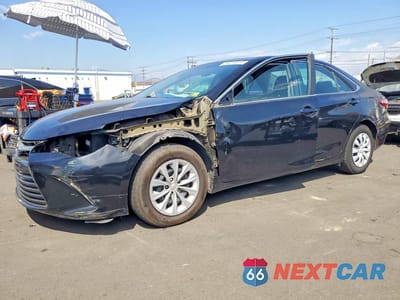 2016 TOYOTA CAMRY LE 4T1BF1FK4GU204384 - główne zdjęcie licytacji z USA - miniatura