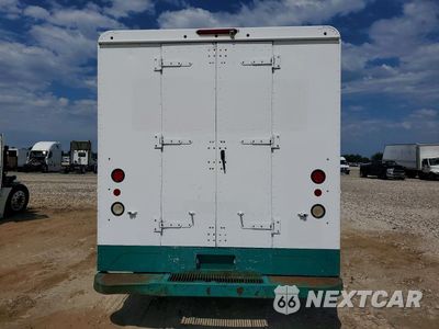 Zdjęcie 6 z 13 samochodu: 2012 WORKHORSE CUSTOM CHASSIS W62 STEP VAN VIN:5B4LFG2E1C3448723 - miniatura